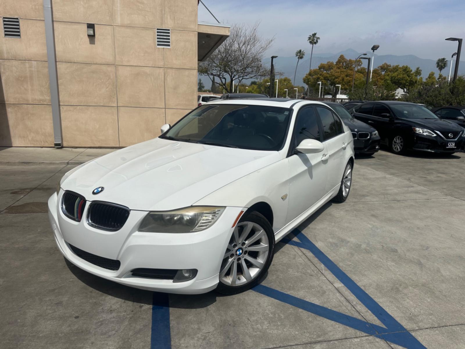 2011 White /Black BMW 3-Series 328i SA SULEV (WBAPH5G55BN) with an 3.0L L6 DOHC 24V engine, Automatic transmission, located at 30 S. Berkeley Avenue, Pasadena, CA, 91107, (626) 248-7567, 34.145447, -118.109398 - Photo #0
